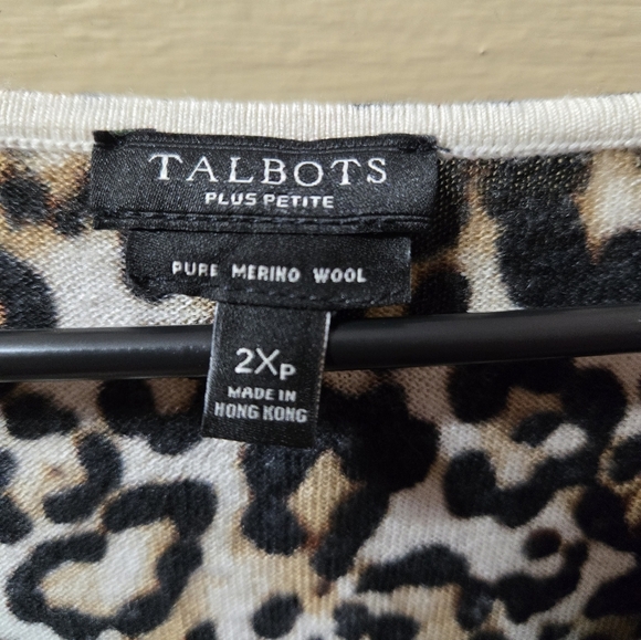 Talbots 100% Pure Merino Wool Animal Print Long Sleeve Scoop Neck Blouse - Picture 6 of 8